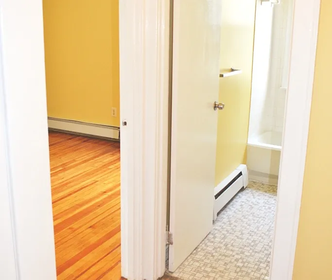 450 Barbour St — Photo 9