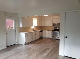 588 Elm Way, Edmonds, WA 98020