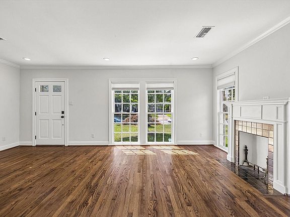 3rd image of 509 Gale St