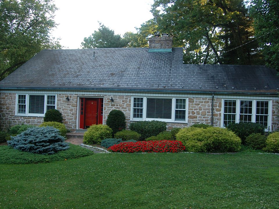 Front of home from Woodland