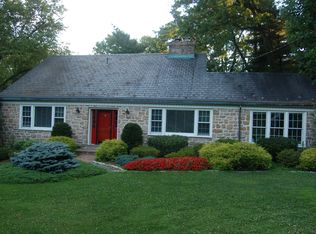 1484 Woodland Rd, Rydal, PA 19046