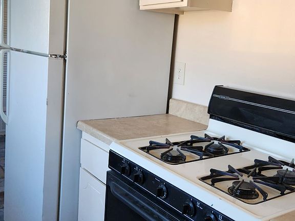 5th image of 3821 Olympic Ave