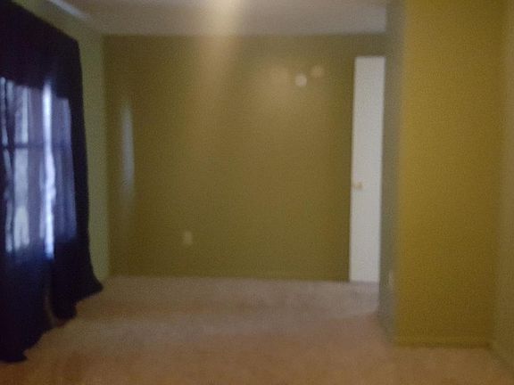 5th image of 8106 Insley Ave