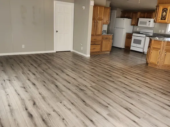 9010 Bowen Ln, Yoder, CO 80864