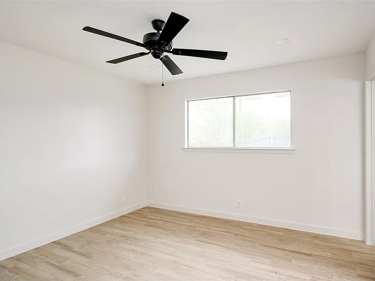 4811 Brushy Ridge Dr — Photo 35