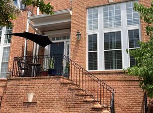 728 Vestal St, Woodbridge, VA 22191