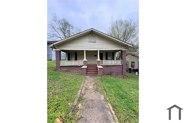 Photo 1 of 10 - 4029 44th Ave N - Birmingham, AL Primary Photo - 4029 44th Ave N