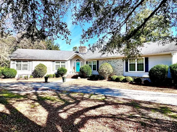1580 Doral Dr, Manning, SC 29102