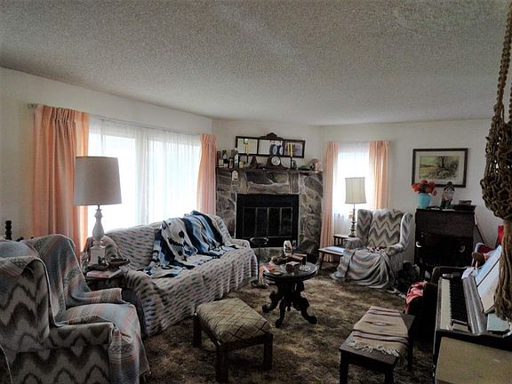 2nd image of 71603 Road 380