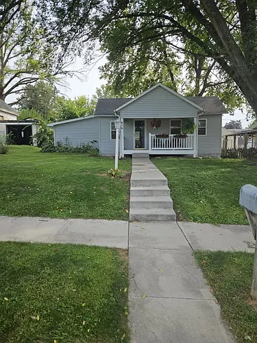 306 University Ave Photo 1