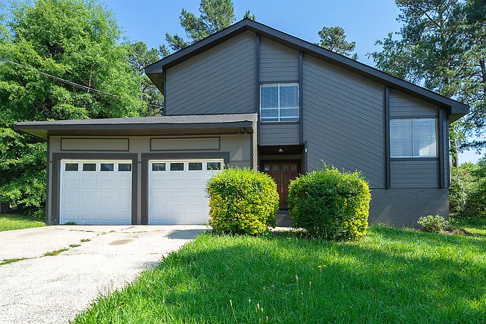 1st image of 2612 Windridge Dr