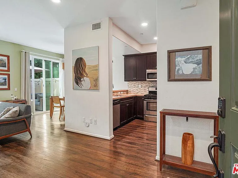7607 N Patriot Way — Photo 8