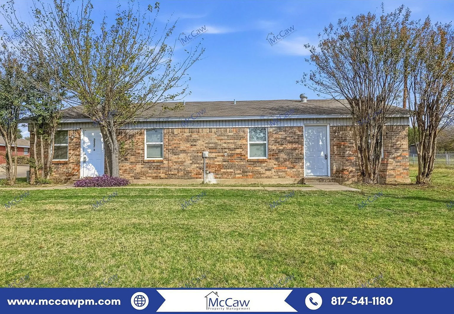 2 bed, 1.0 bath, 928 sqft, $1,200 — Photo 1