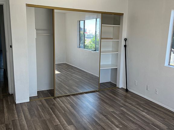 3rd image of 735 N Normandie Ave #4
