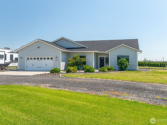 3rd image of 467 SE Road M