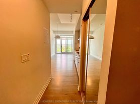 8 Rouge Valley Dr W