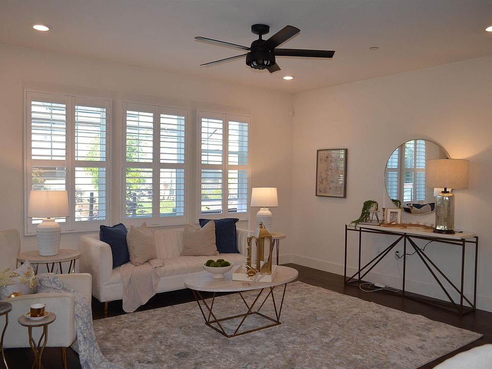 1st image of 12109 Almeria Way