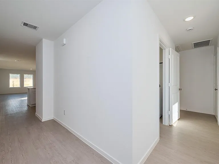 18224 Pontecorvo Ln — Photo 10