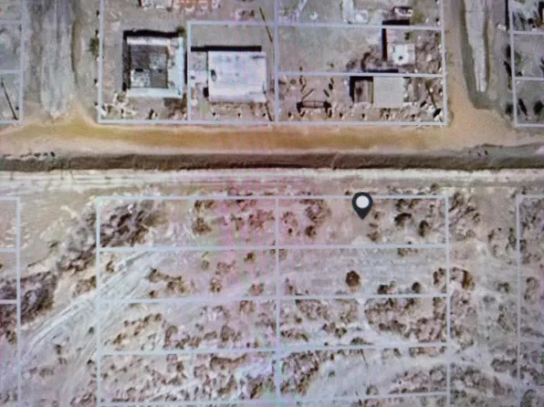 105 E 5th St, Niland, CA 92257