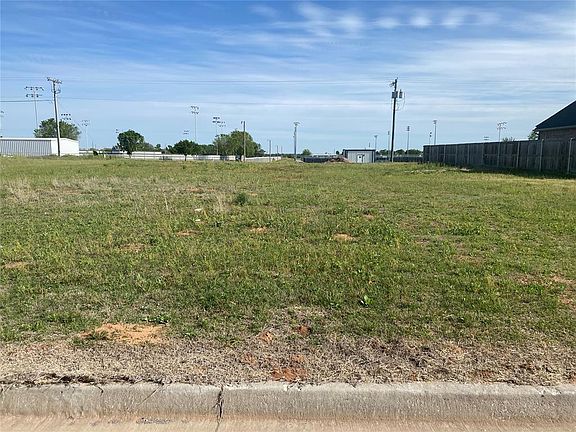2nd image of 3531 Mickelson Dr Lot 37