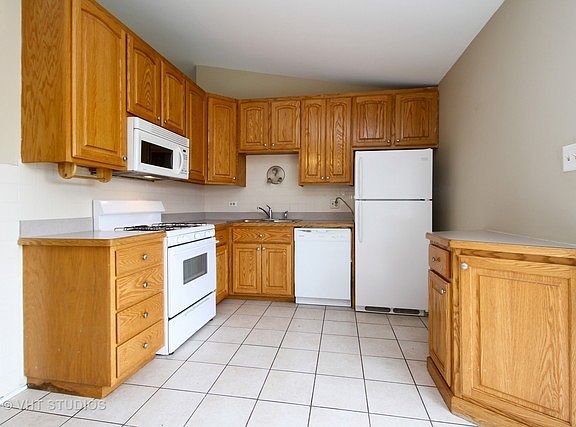 3rd image of 20828 S Hickory Creek Pl