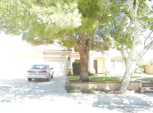 42075 Parkmont Dr, Quartz Hill, CA 93536