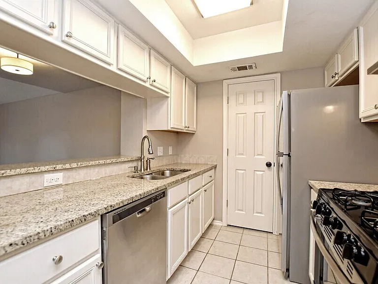 8103 Tuscarora Trl #A — Photo 15