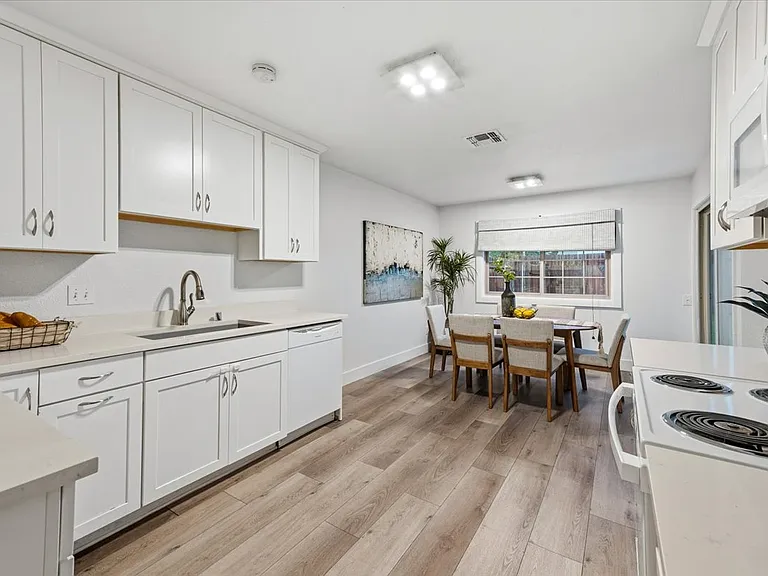2680 S Whitney Blvd — Photo 5