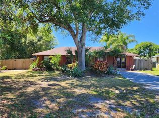 105 10th Ave, Vero Beach, FL 32962