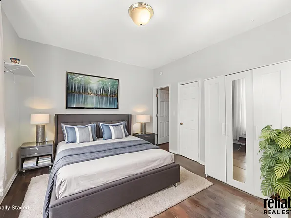 2913 Foster Avenue image 10 of 16