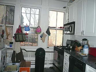 Rented by Brooklyn Heights Real Estate Inc