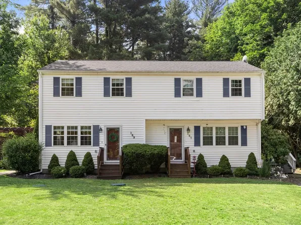 169 Hartford Ave E, Uxbridge, MA 01569