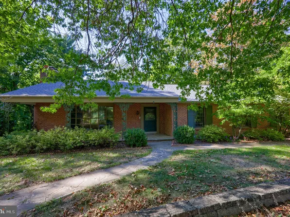 705 Carroll Rd, York, PA 17403