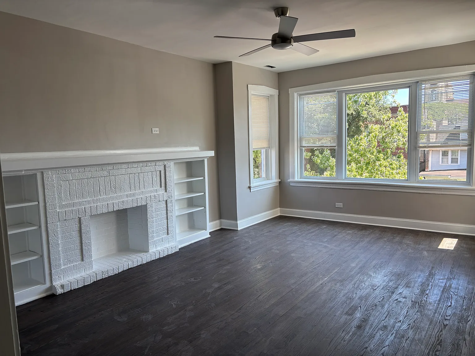 2 bed, 1100 sqft, $3,000 — Photo 1