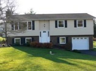 37 Witmer Twin Ln, Millersville, PA 17551