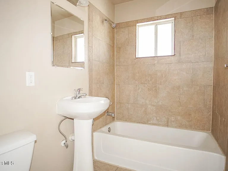 8604 Lawson St #3 — Photo 11