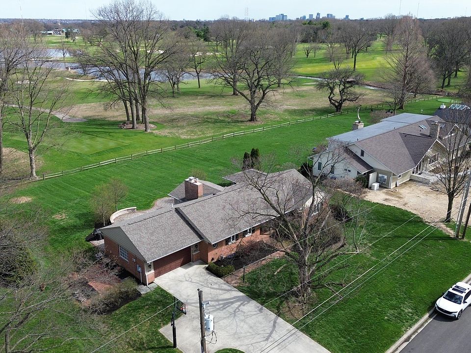 1st image of 3860 Lyon Dr
