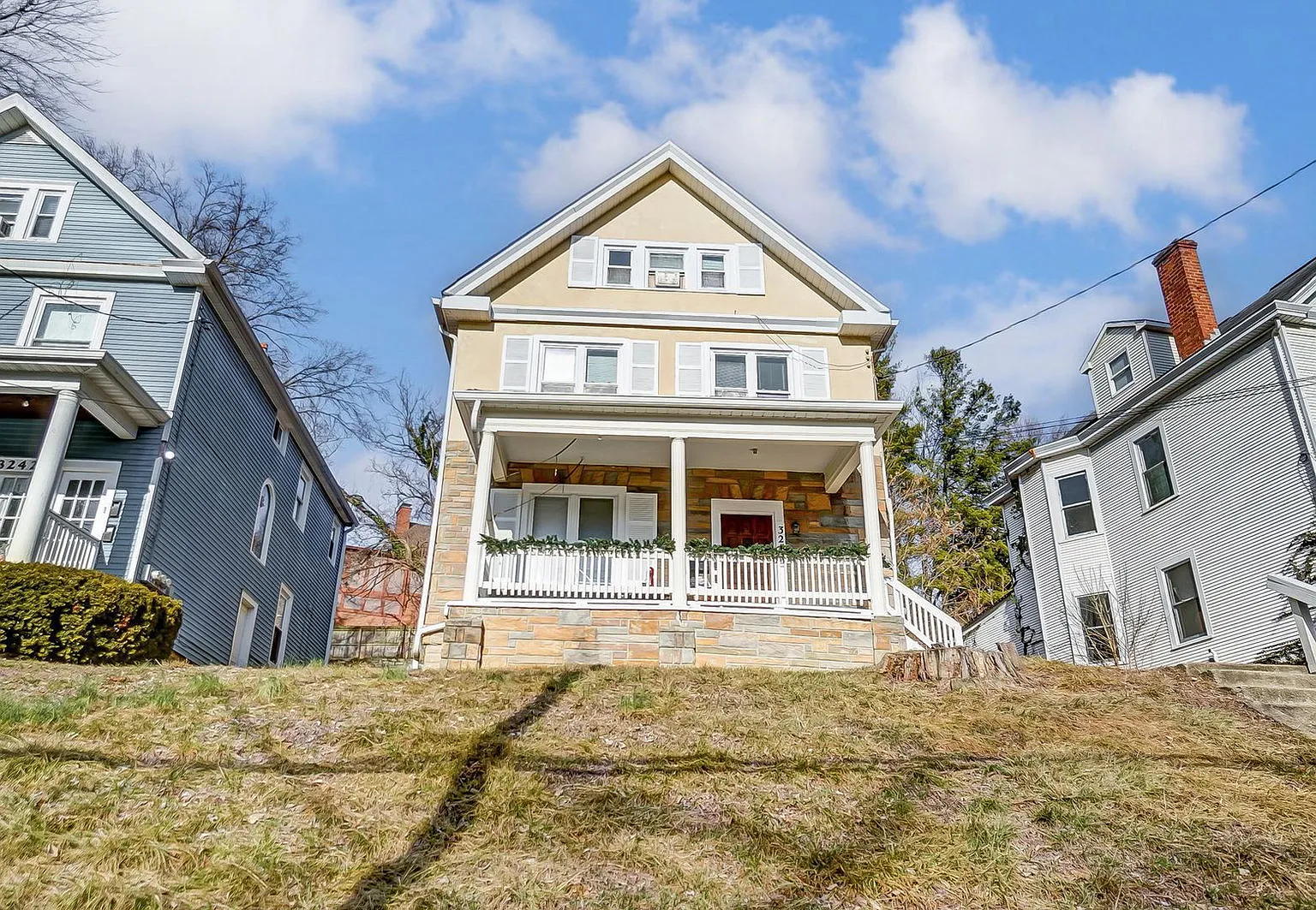 5 bed, 2.0 bath, 1800 sqft, $1,695 — Photo 3