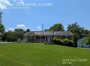 1439 Court Sq, Harrisonburg, VA 22801