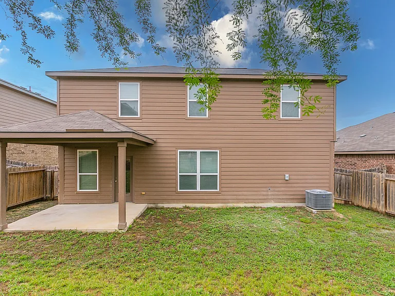 211 Azalea Way — Photo 39
