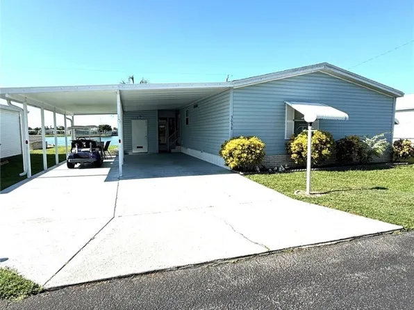 3038 Artesian Ln, North Fort Myers, FL 33917