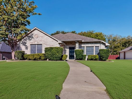 1911 Random Oaks Dr, Rockwall, TX 75087