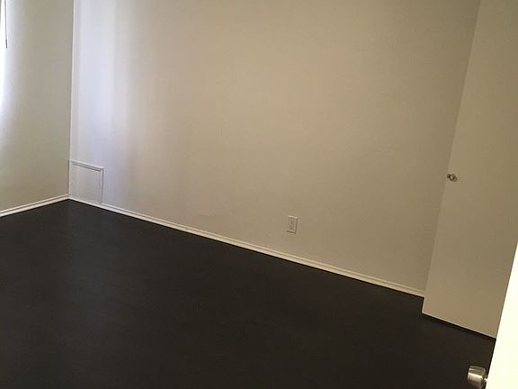 5th image of 3844 Potomac Ave APT 04