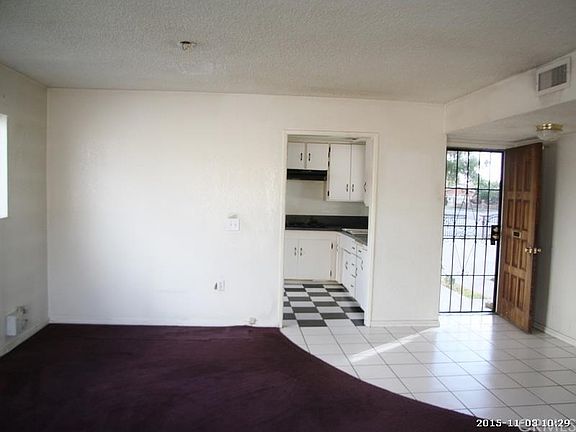 4th image of 2201 Logan St