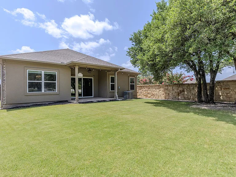 2205 Singletree Bnd — Photo 34