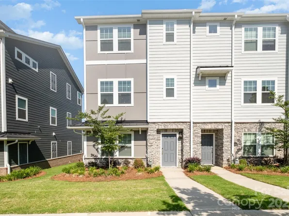 7012 Bryce Ave, Charlotte, NC 28217
