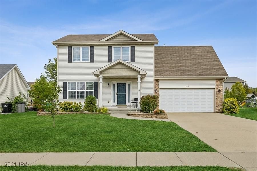 135 SE Baytree Dr, Waukee, IA 50263 Zillow