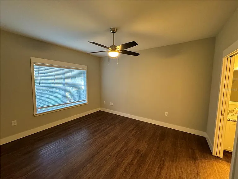 10000 SW 52nd Ave #V139 — Photo 13