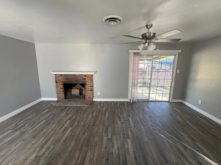 3608 Balboa Dr — Photo 19