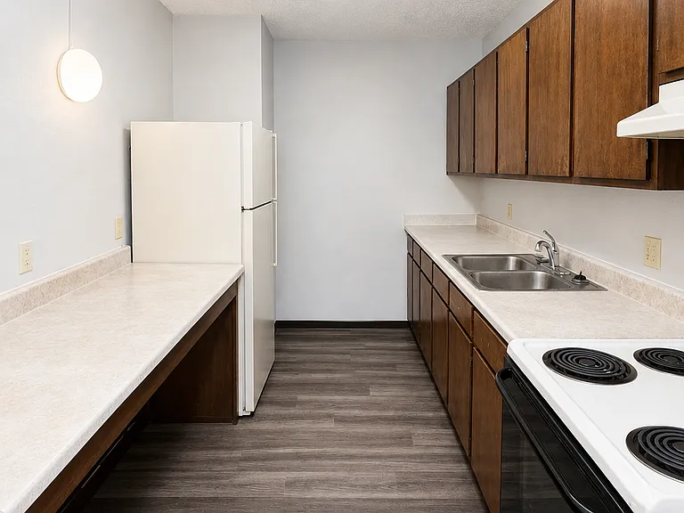 812 Hills Ave #N202 — Photo 3